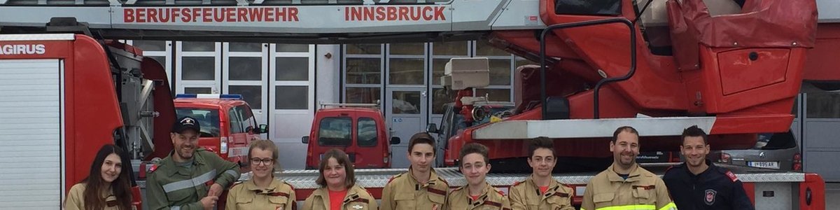Feuerwehrjugend bei der Berufsfeuerwehr Innsbruck