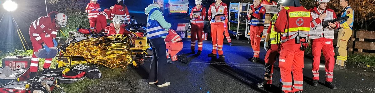 Übung Verkehrsunfall - mit Rotem Kreuz und FF Telfs